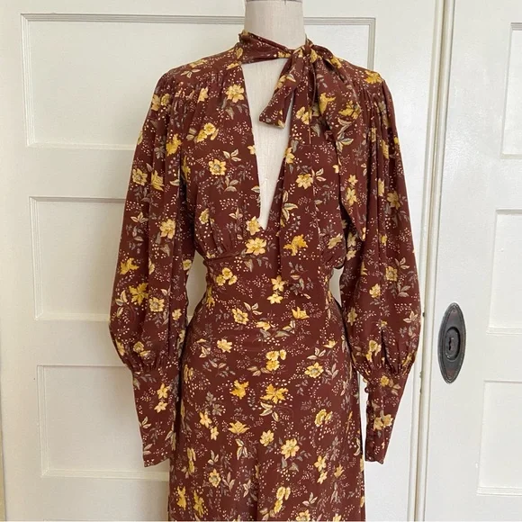 $498 Dôen Blossom Dress Cherrywood Winding Vine Floral - Picture 3 of 12